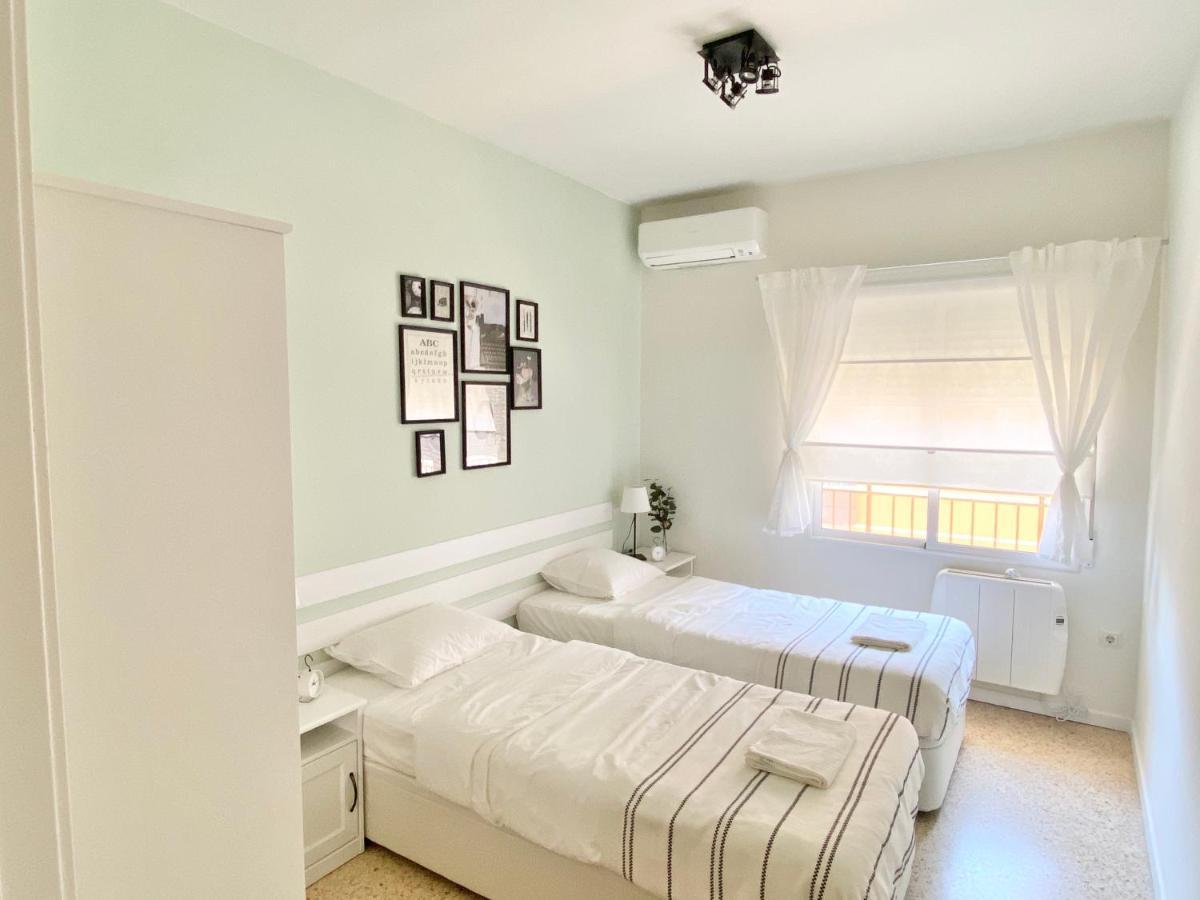 Apartamento "Navarra" 350M De La Playa Playa de Gandia Екстериор снимка